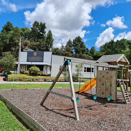 Grandeur Thermal Spa Resort Taupo Luaran gambar