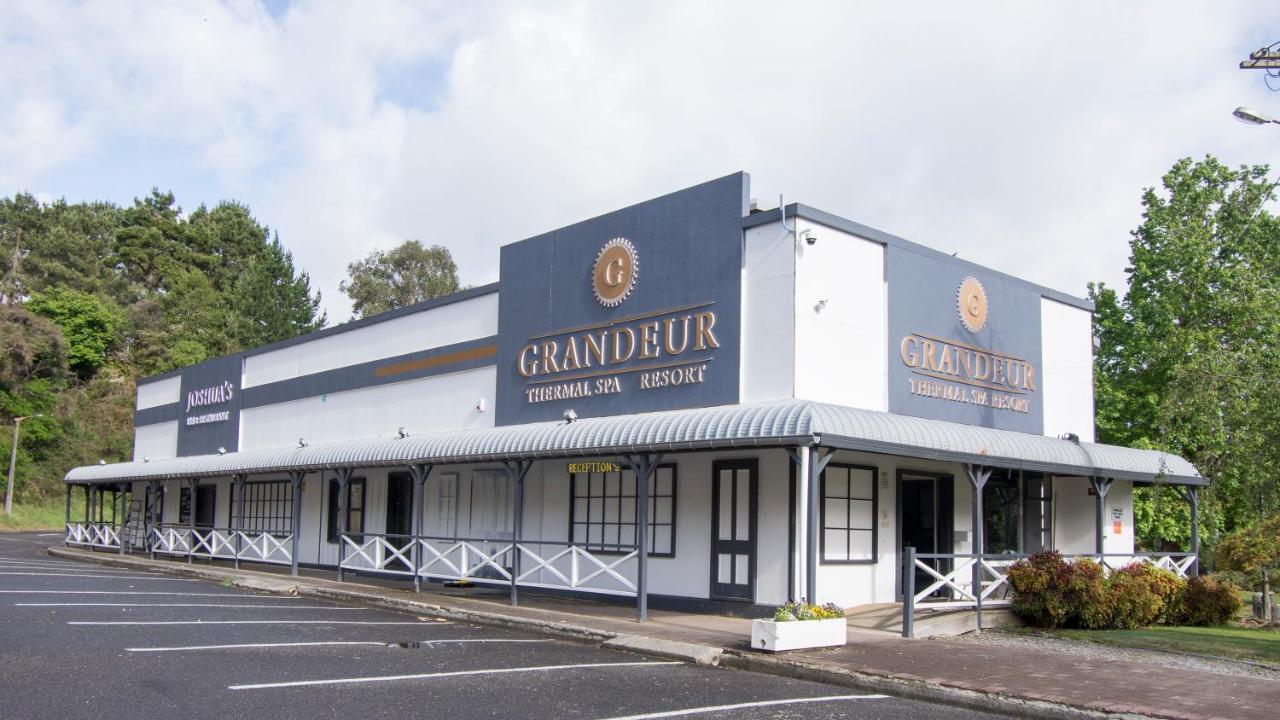 Grandeur Thermal Spa Resort Taupo Luaran gambar