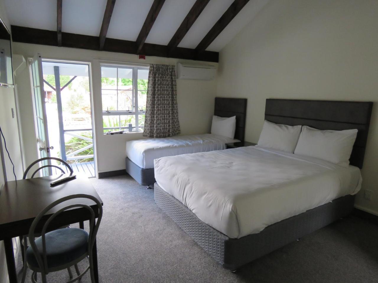 Grandeur Thermal Spa Resort Taupo Luaran gambar