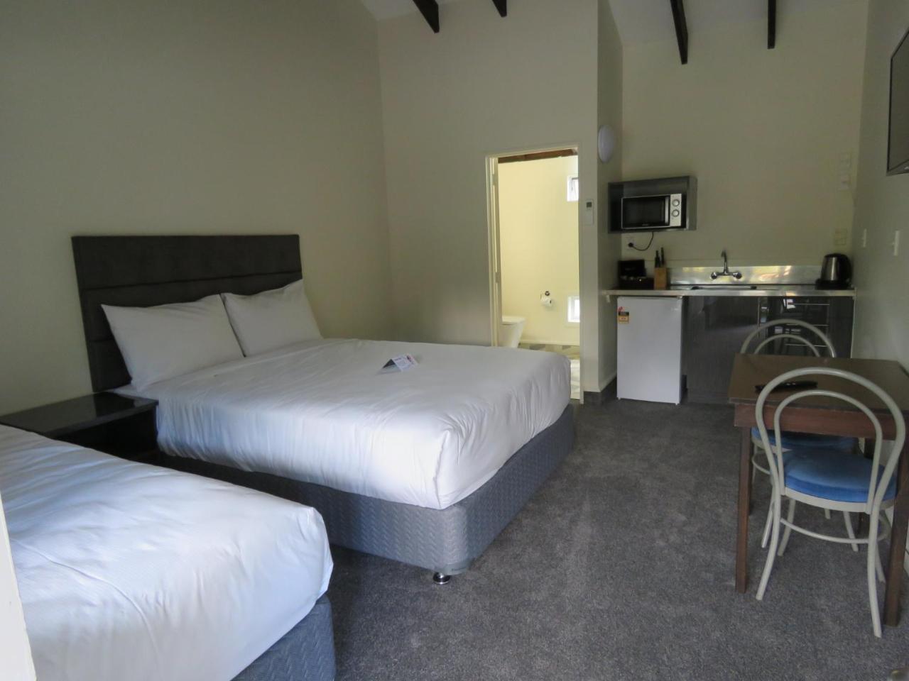 Grandeur Thermal Spa Resort Taupo Luaran gambar