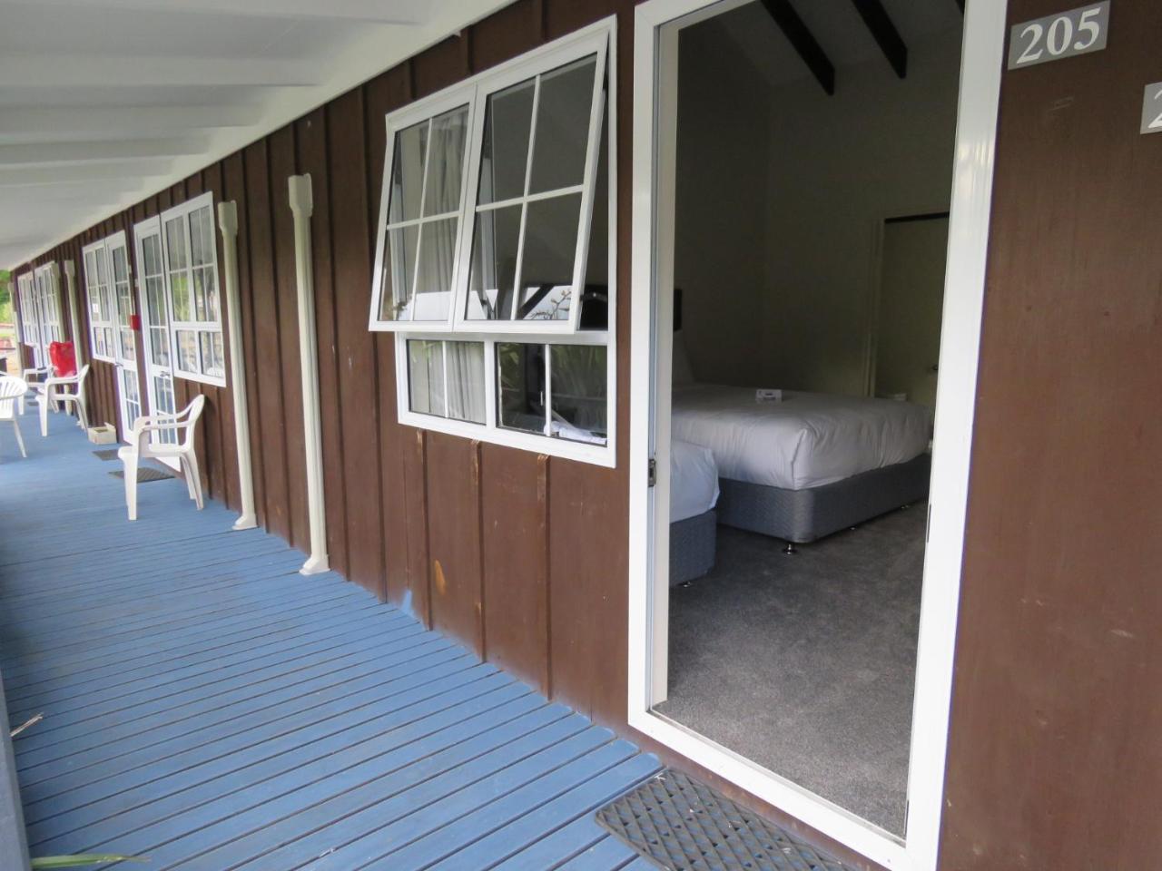 Grandeur Thermal Spa Resort Taupo Luaran gambar